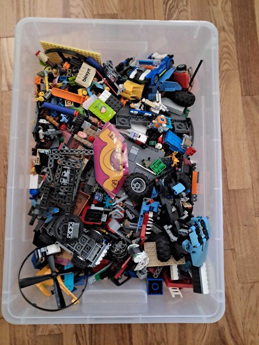 LEGO Pełen pojemnik - OKAZJA