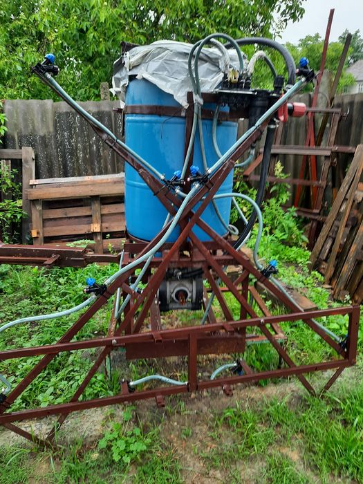 Продам  оприскувач