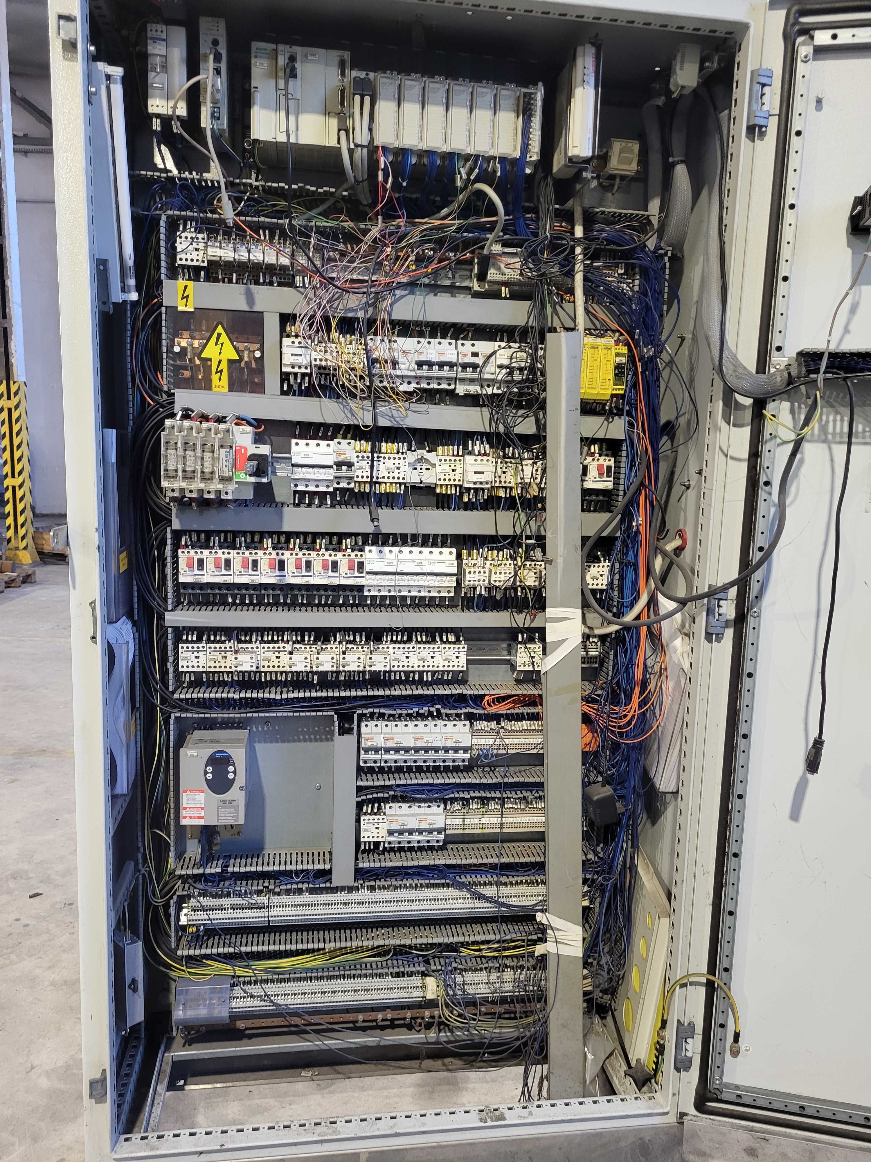 Depaletyzator TMG VEGA 60 – półautomatyczny
