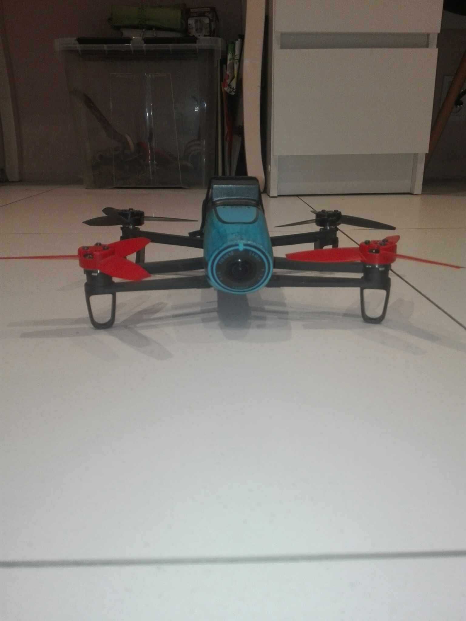 Dron PARROT Bebop + Skycontroller