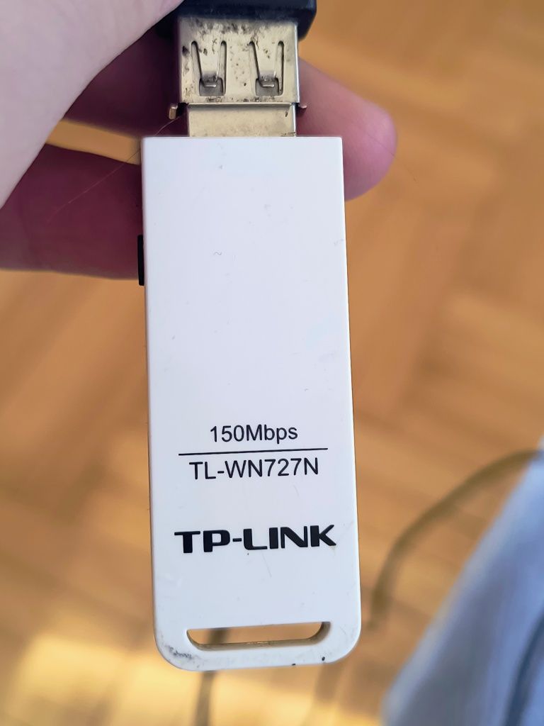 Adapter wifi, moduł z kablem USB.