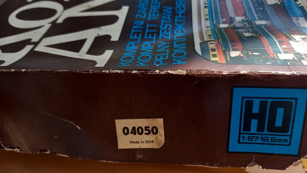 Залізна дорога PIKO 04050 + 3 додаткових вагони