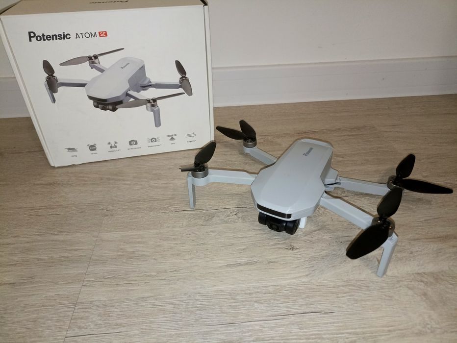 Dron Potensic Atom SE