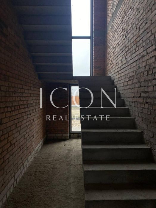 Продаж будинку | 296м² | KM «Тепло», c.Крушинка