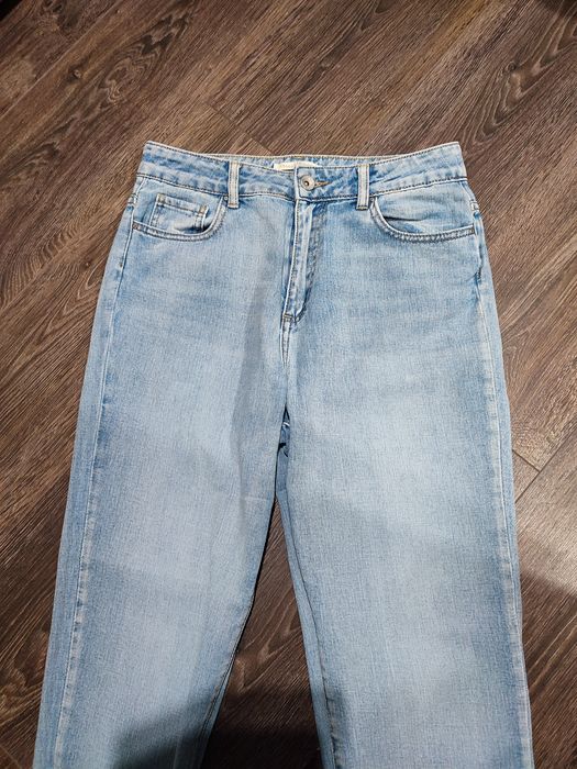 Одяг штани МОМ джинси