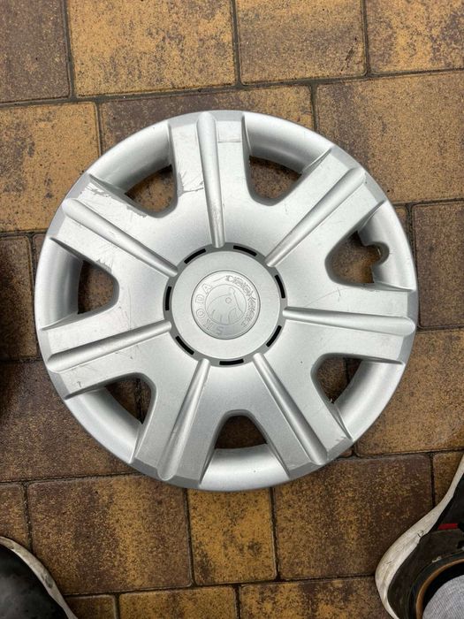 Колпаки Skoda r 14 оригінал