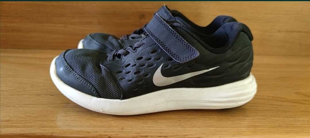 Jak nowe 34 Nike lekkie adidasy buty sportowe dla dziewczynki chłopca