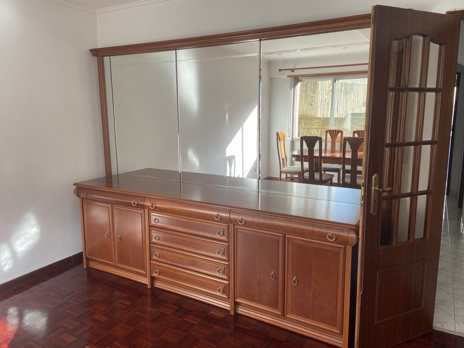 Conjunto Cerejeira Móvel Aparador + Espelho