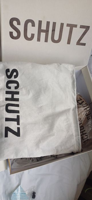 ботінки schutz на розмір 36-37