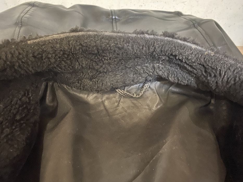 Зимова шкіряна куртка чоловіча