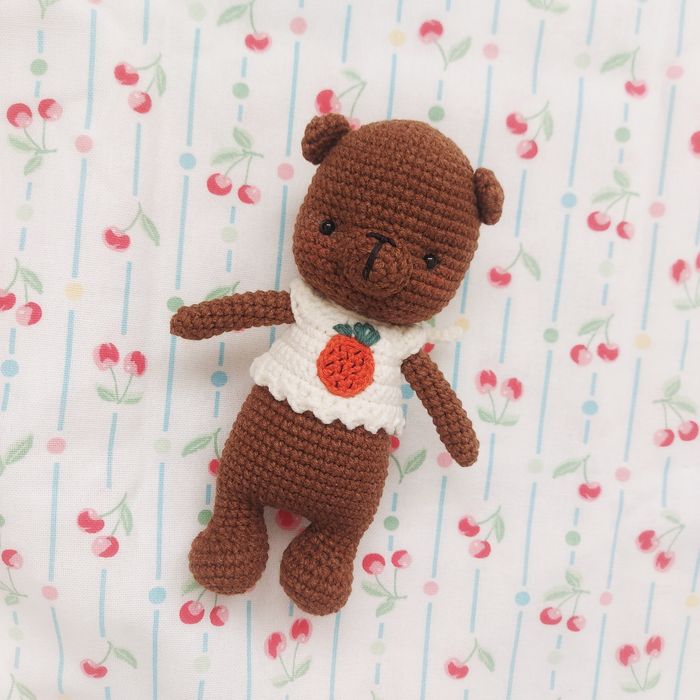 Miś w zdejmowanym ubranku