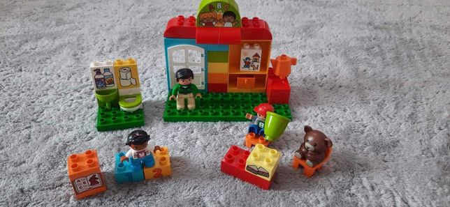 Lego Duplo 10833 przedszkole