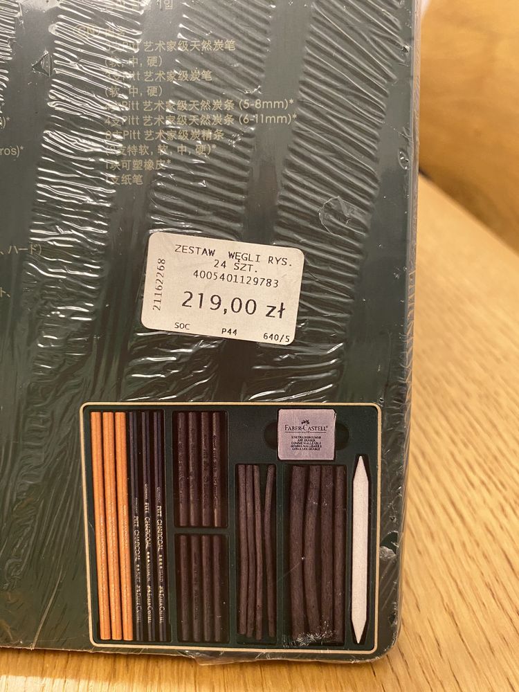 Pitt Charcoal Set 24 - zestaw węgli artystycznych kredka ołówek