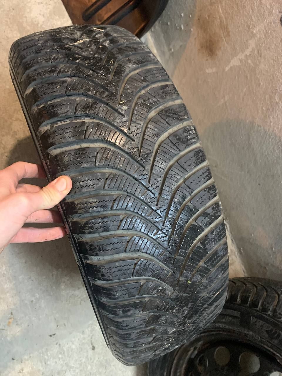 Шини  Hankook 205/55 R16