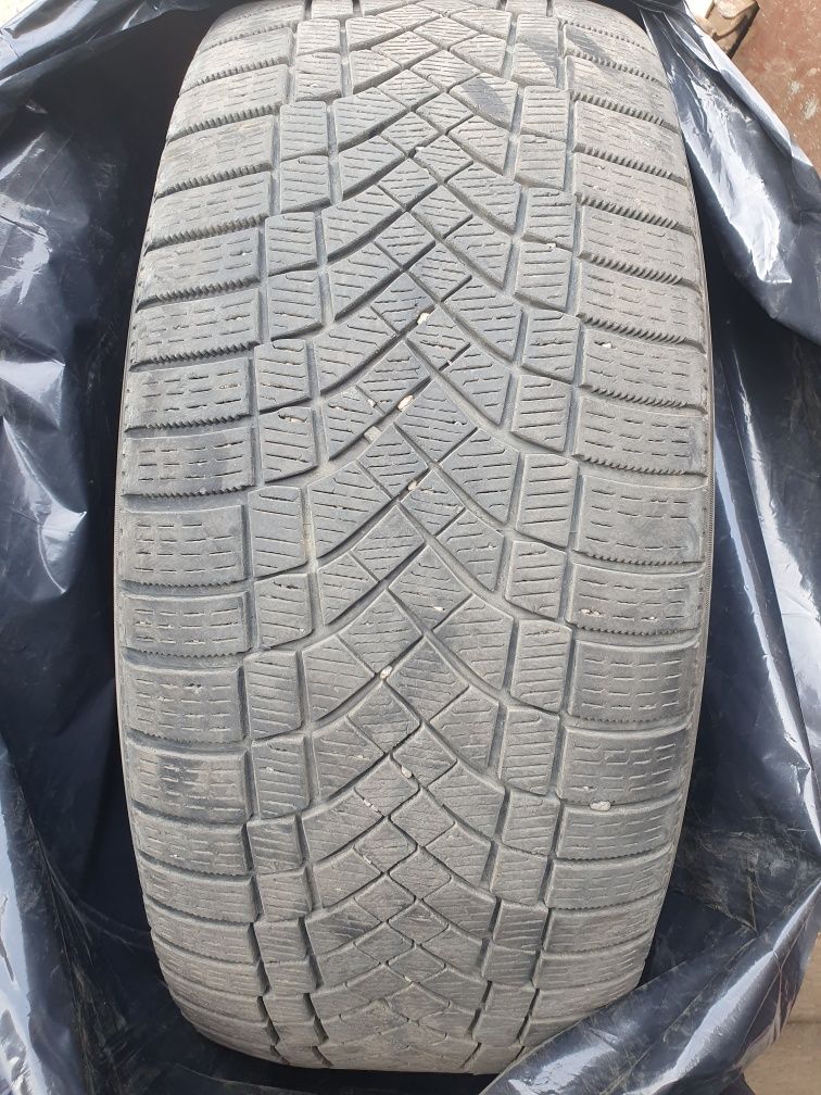 Зимня резина Pirelli Ice Zero 265/60/18