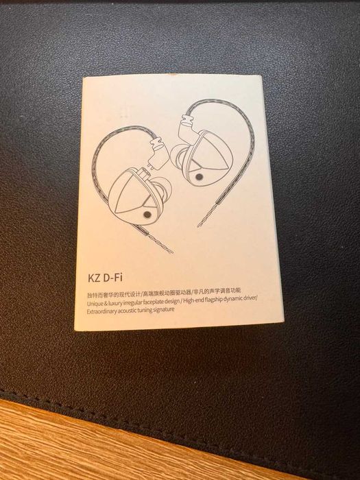 Синтезатор Casio CT-X700 + Навушники Knowledge Zenith