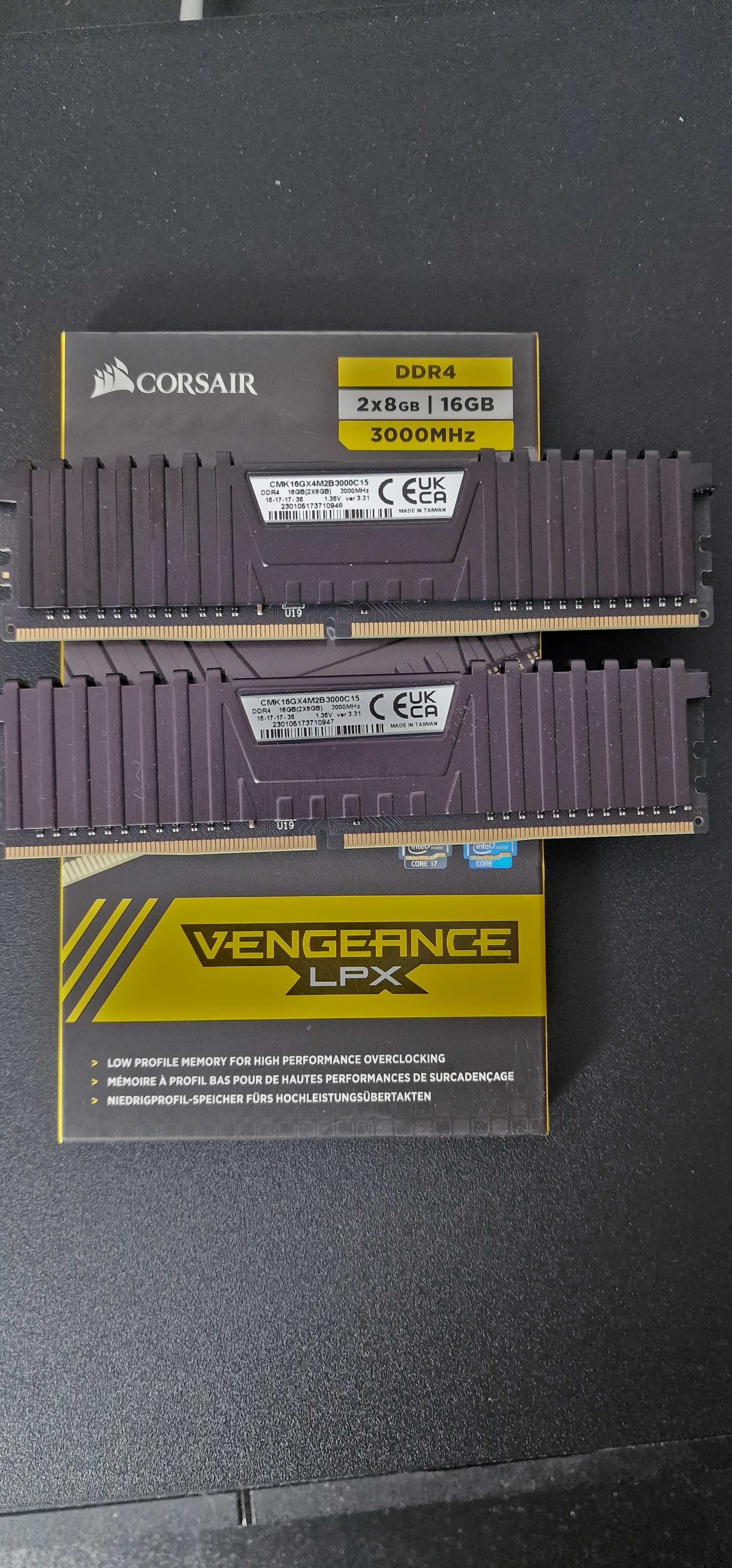 Corsair Vengence LPX 2x8 GB 3000Mhz DDR4