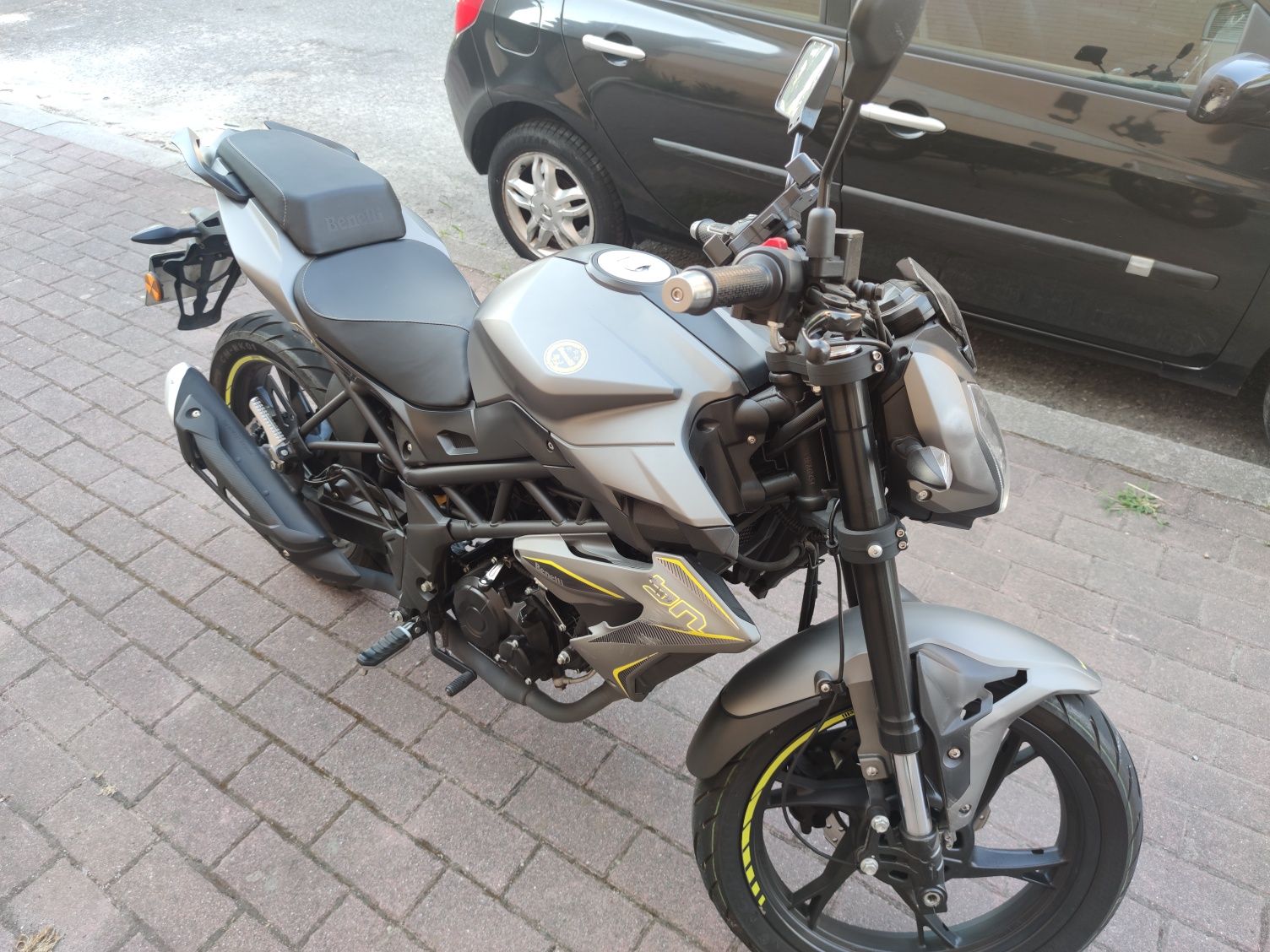 Mota Benelli bn 125