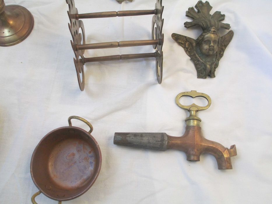 Bronzes e Cobres para coleção.
