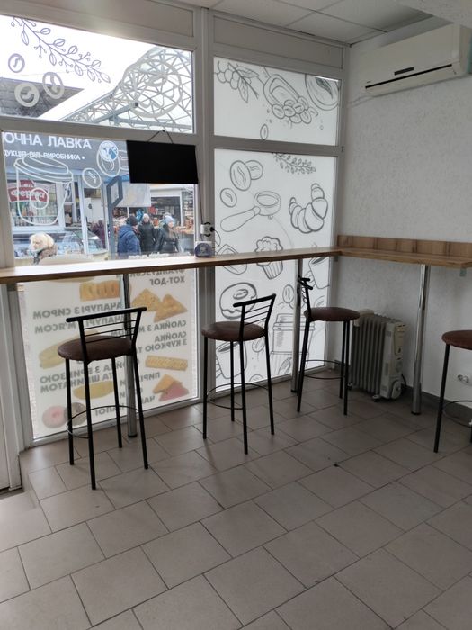 Меблі для кав'ярні,та все що потрібно...