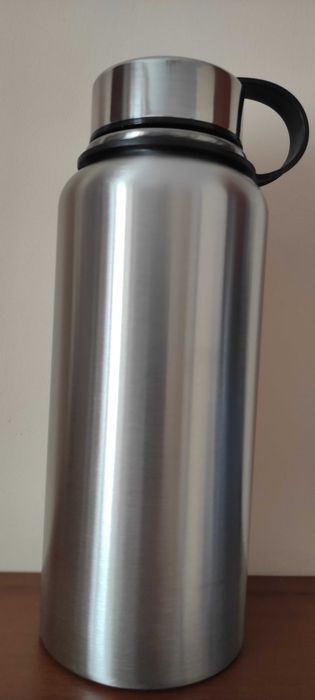 Термобутилка Ernesto потрібна "іграшка"