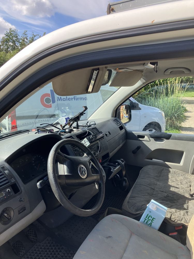 VW Transporter T5 1,9 TDI . Tanio