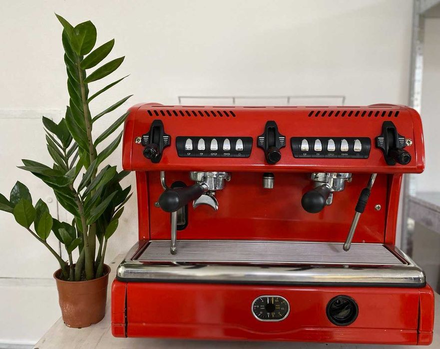 Кавомашина/кавоварка  професійна в оренду La Spaziale 2 кіловата