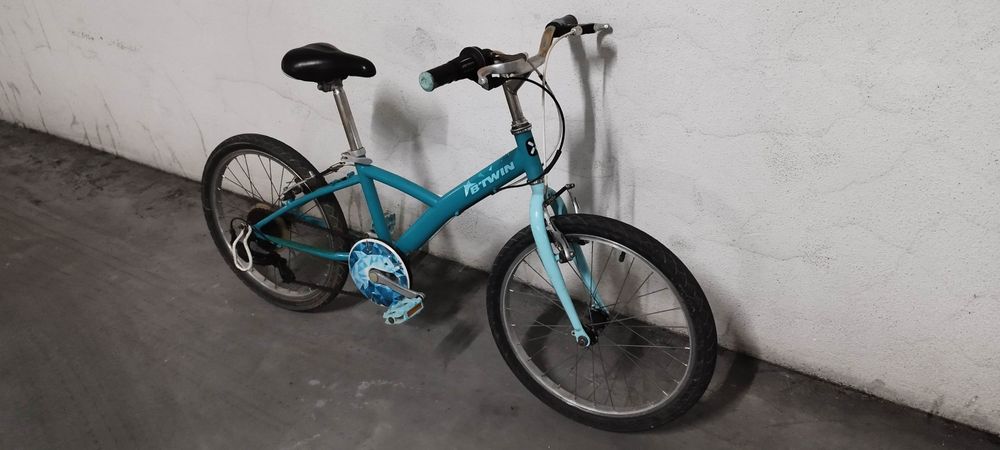 Bicicleta criança Btt da Decatlhon roda 20  6 - 9anos