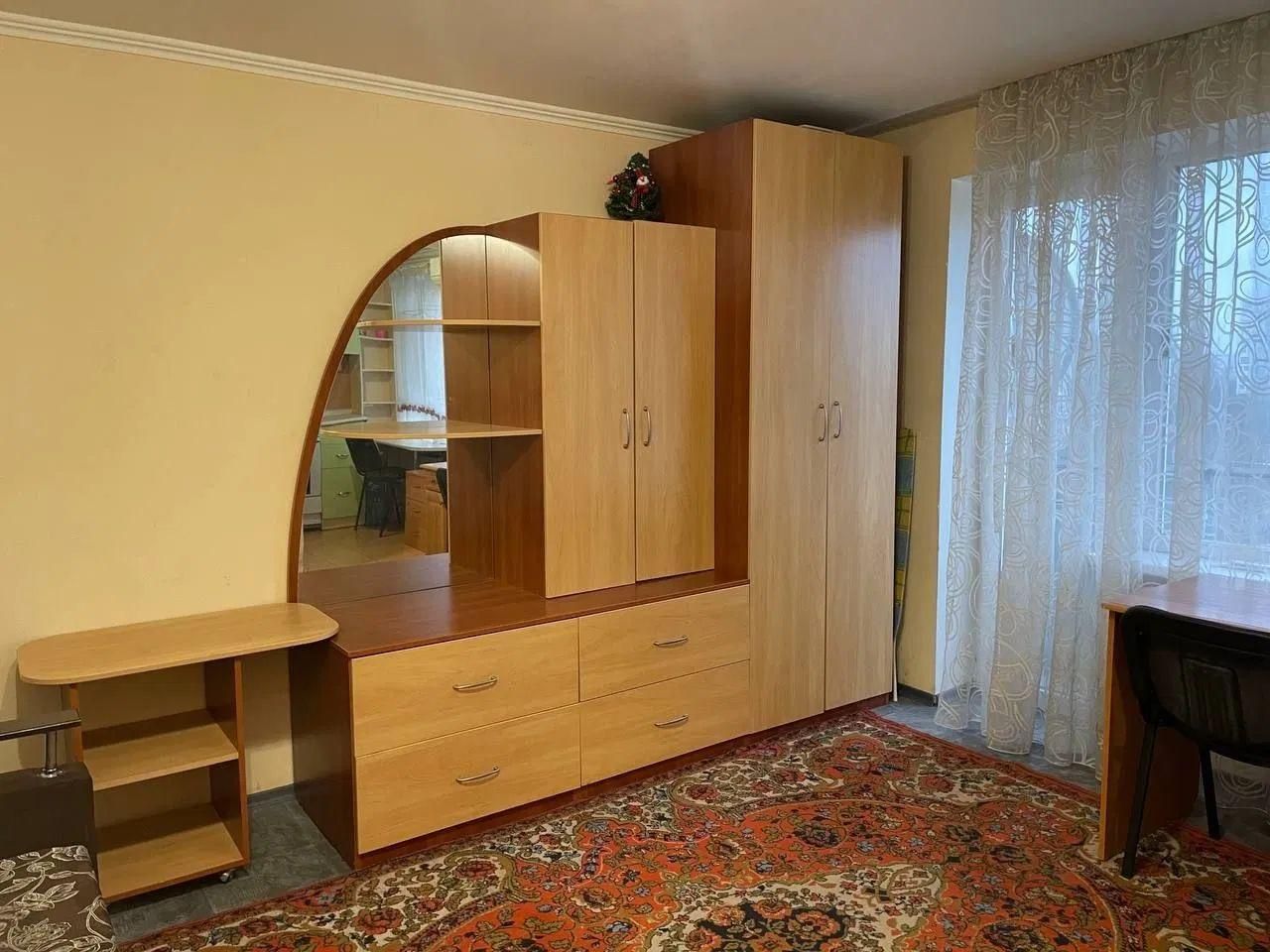 Оренда 1-кімнатної квартири в Дніпрі, в р-ні Каравану, Донецьке шосе.