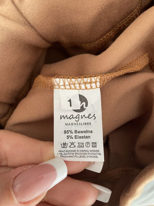 Nowe spodnie dresowe Polskiej firmy Magnes, rozmiar S/M małe L