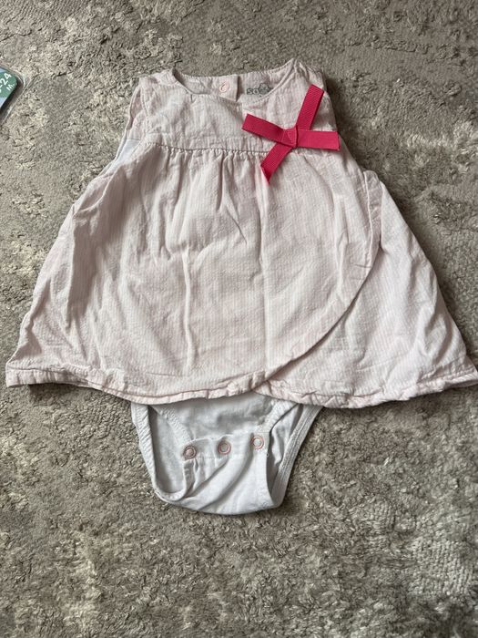 Сукні на 3-6 місяців