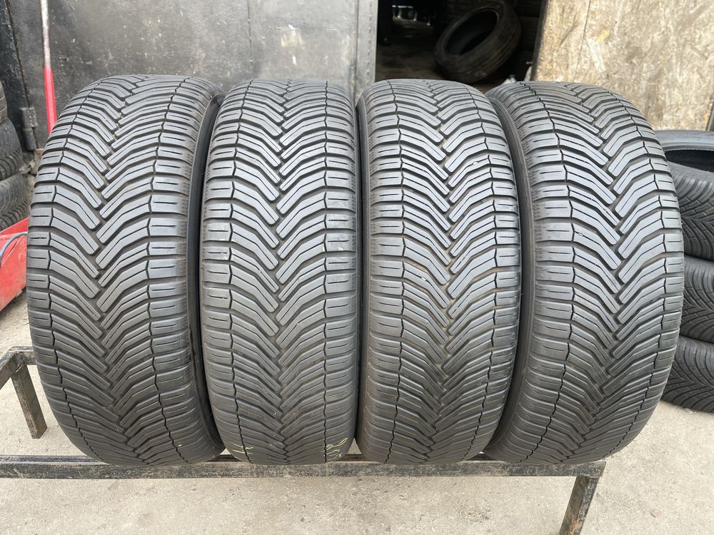 Шины 205/60/16 Michelin CrossClimate 4шт