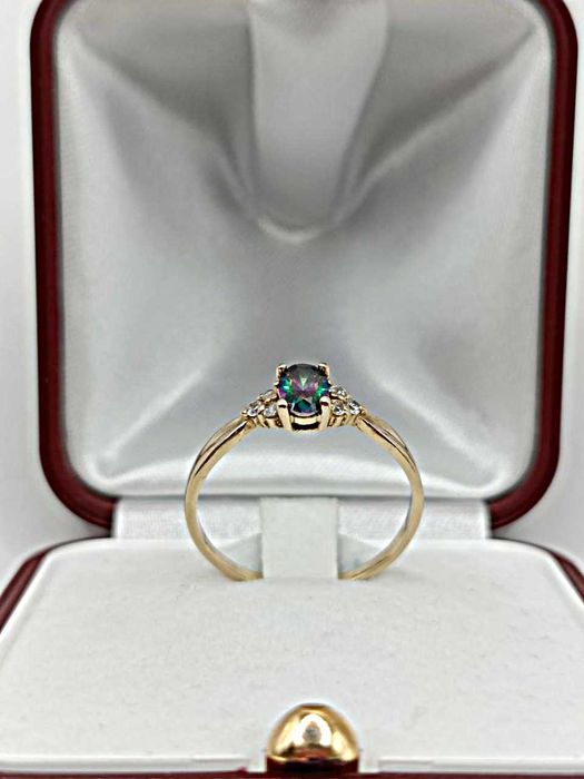 Złoty pierścionek 14K 1,60 g.