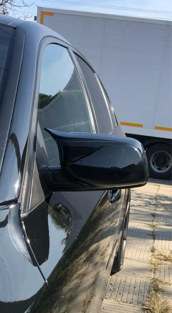 Накладки на дзеркала в М стилі для BMW e60