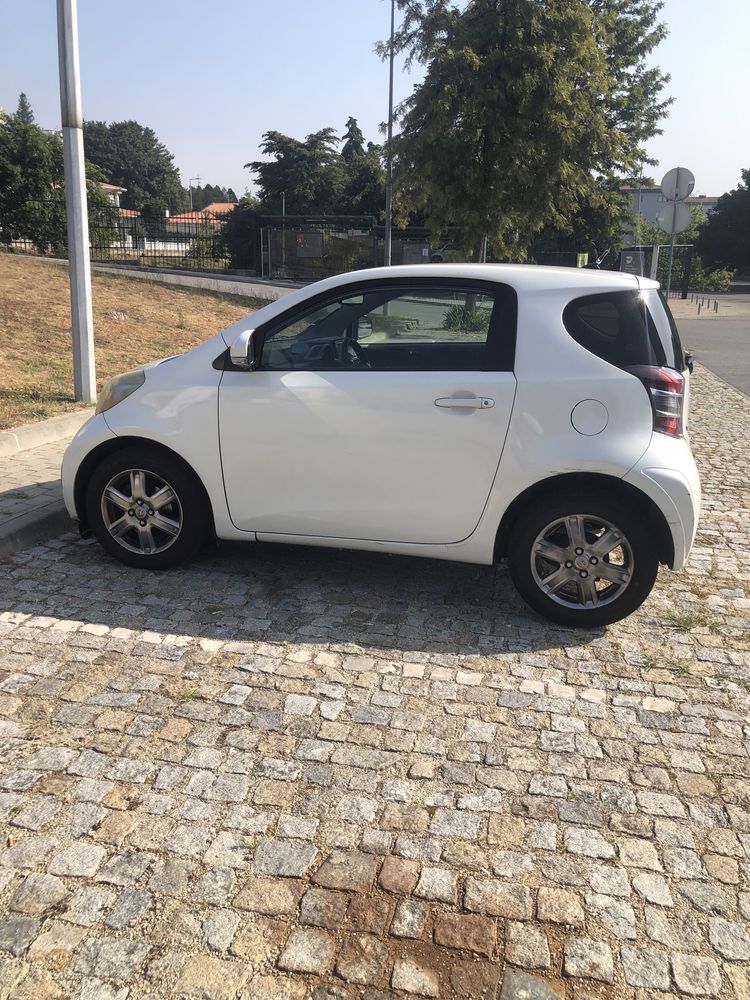 Toyota iQ 1.0 VVT-i 2 EP