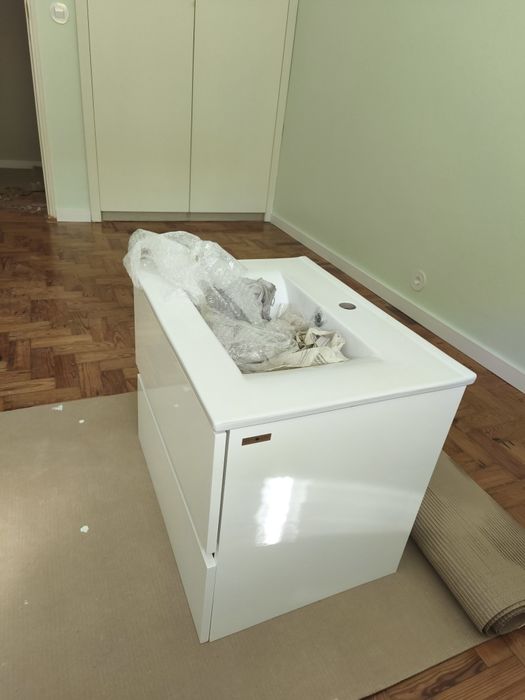 Lavatório WC NOVO com móvel, branco