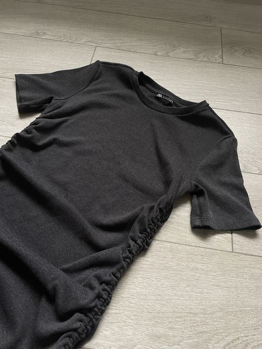 Продається плаття в рубчик на завʼязках