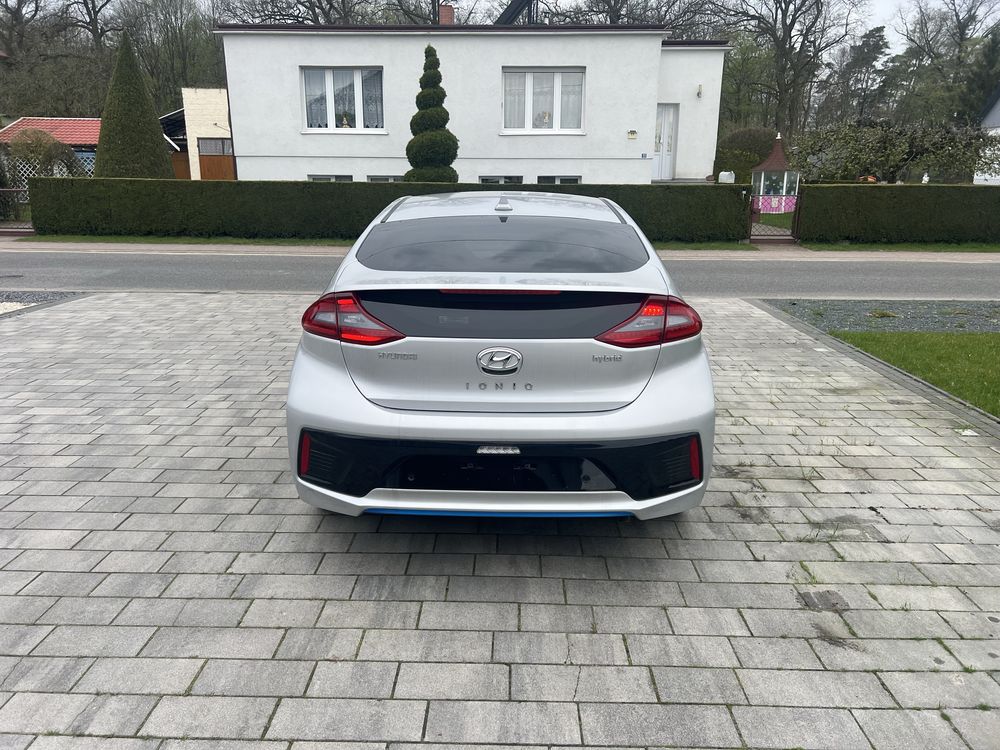 Sprzedam Bardzo Ładnego Hyundai Ioniq