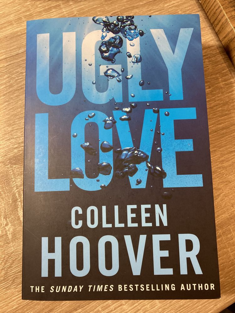 Книга Ugly love , Коллин Гувер
