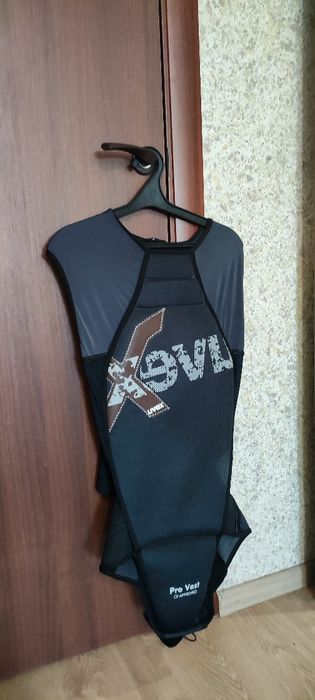 Захист спини Uvex Pro Vest на ріст 170-190