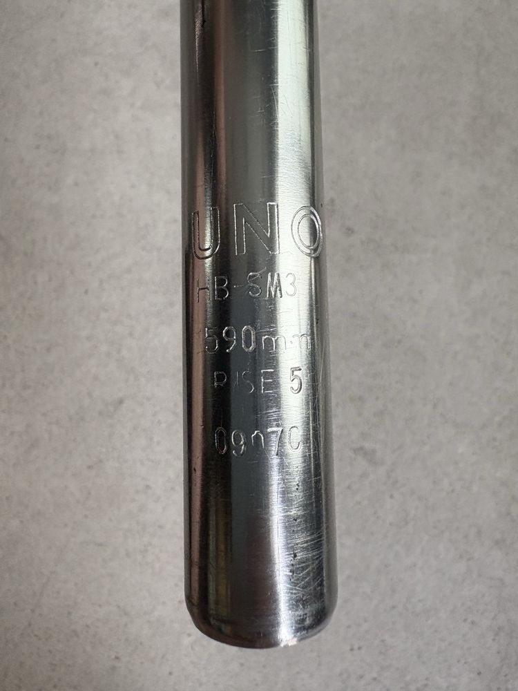 kierownica UNO gięta 25,4 srebrna gięta 590 mm fixed retro mtb