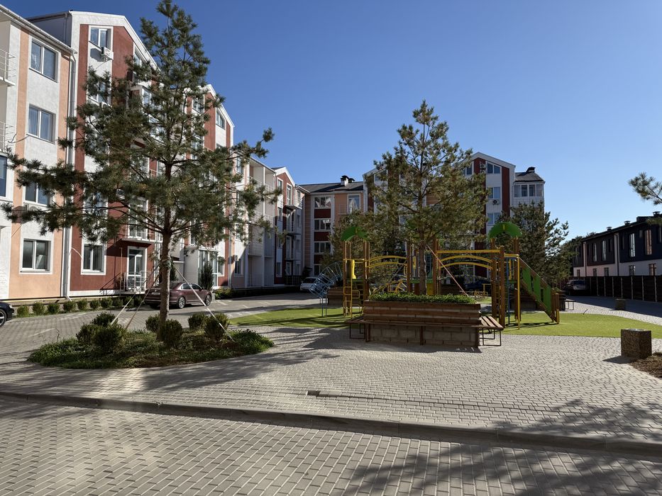 Продаж.  1-к Квартира з двориком. ЖК Амстердам