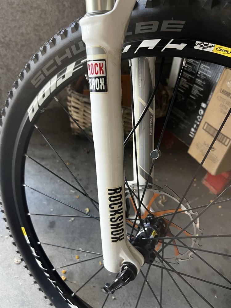 Bicicleta BTT KTM