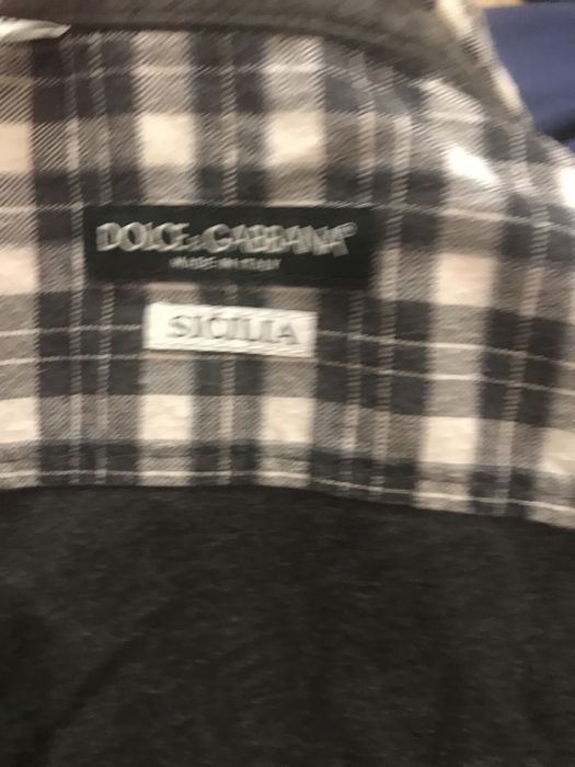 Продам рубашку фирмы DOLCE GABBANA