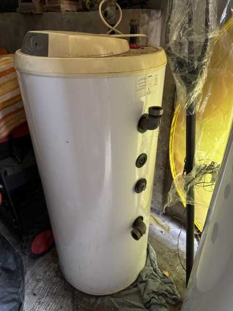 Boiler do podgrzewania wody.