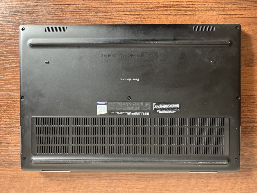 Dell Precision 7530 15.6" 4K i7-8850H 32/512Gb NVIDIA P2000 ноутбук