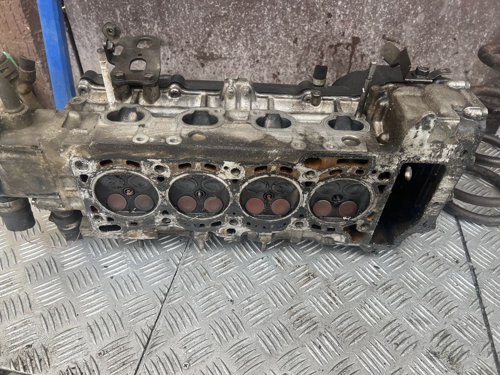 Головка двигателя 1.5 1.5 nissan almera 97-2004год