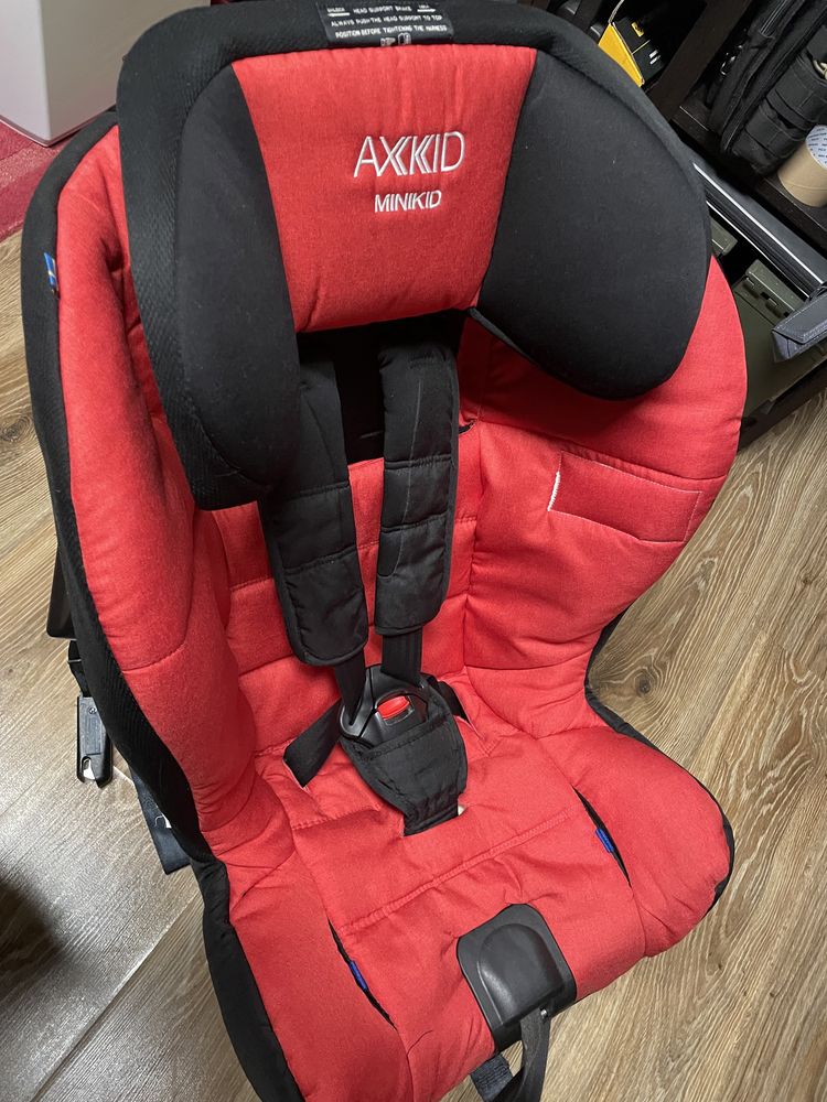 Axkid Minikid 9-25kg