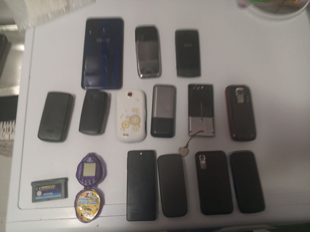 Telefony znalezione sprzedam