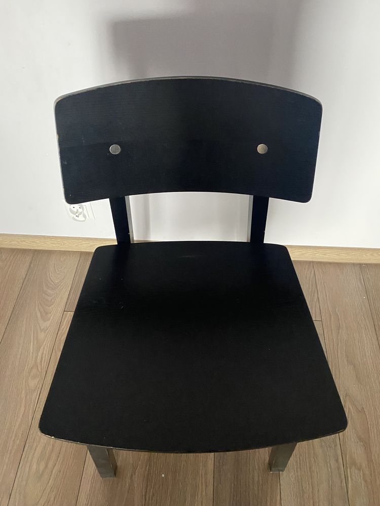 Ikea Sigurd krzeslo czarne